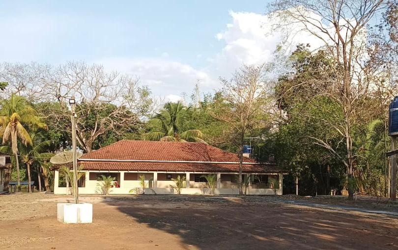 Hotel E Pousada 3 Irmaos Coxim 外观 照片