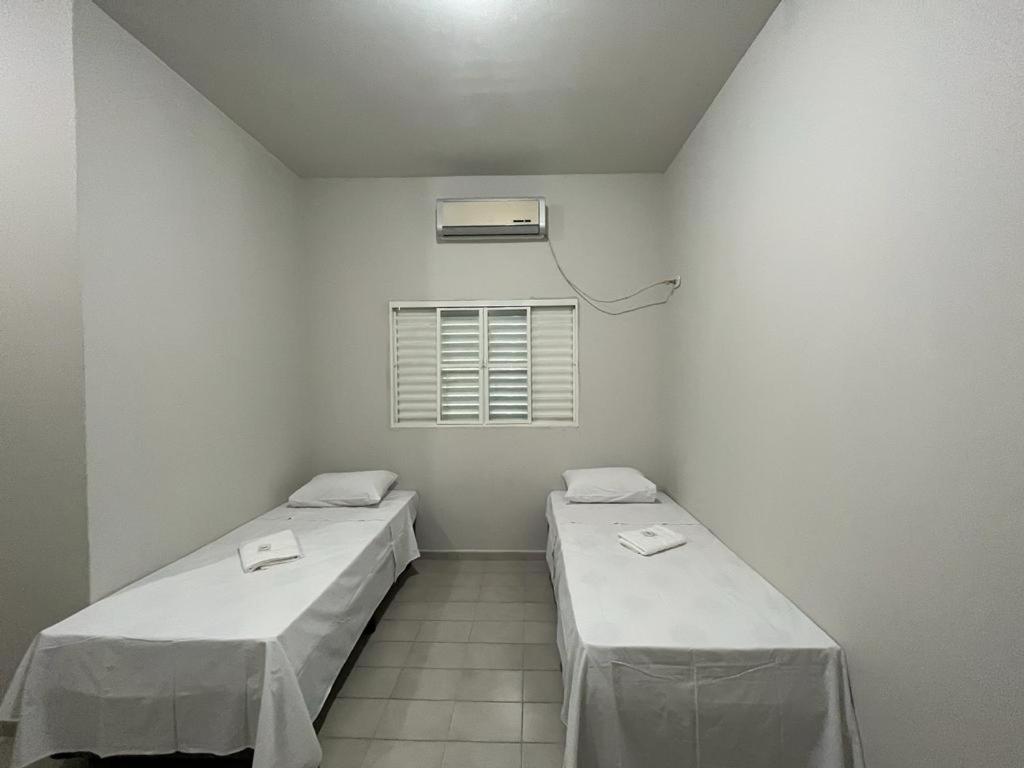 Hotel E Pousada 3 Irmaos Coxim 外观 照片