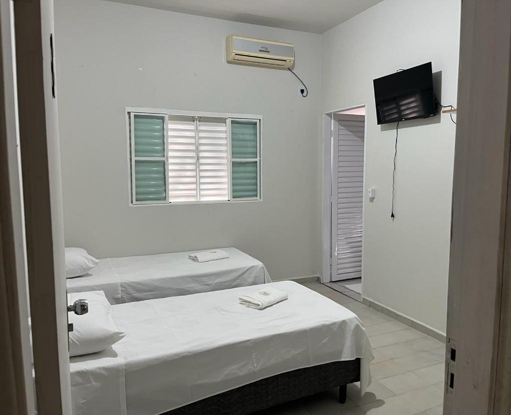 Hotel E Pousada 3 Irmaos Coxim 外观 照片