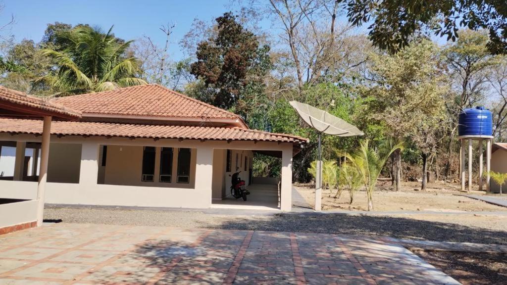 Hotel E Pousada 3 Irmaos Coxim 外观 照片